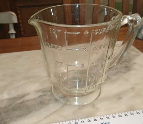 VINTAGE SOLID GLASS MEASURING JUG