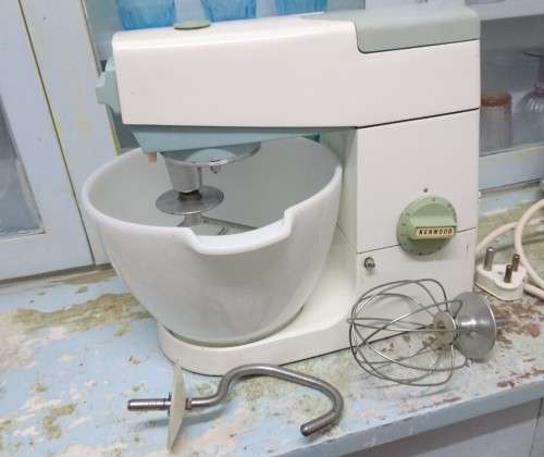RETRO KENWOOD CHEF MIXER
