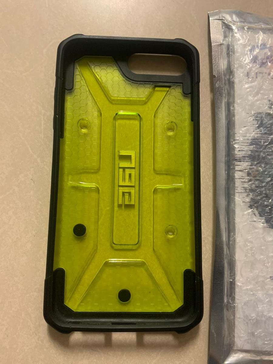 IPHONE 6s PLUS 64GB - GOLD