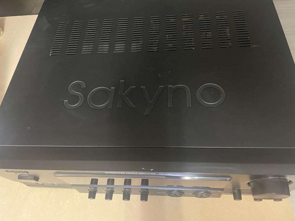 SAKYNO AMP + SPEAKERS