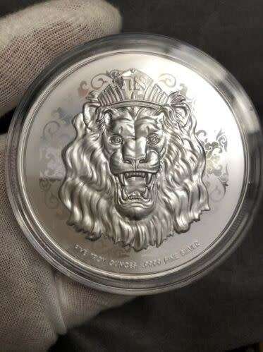 2021 Niue Roaring Lion .9999 fine silver 1oz (BU)