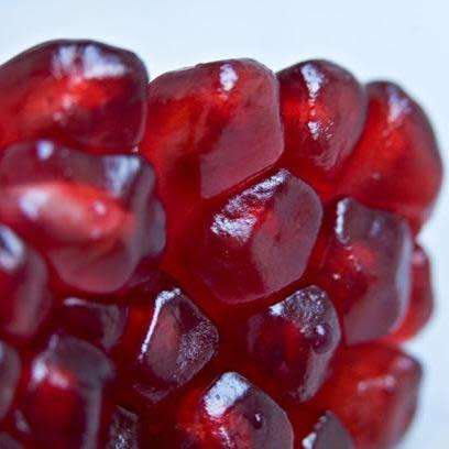 Pomegranate - Punica granatum - Edible Fruit - Tree or Shrub - 5 Seed Pack