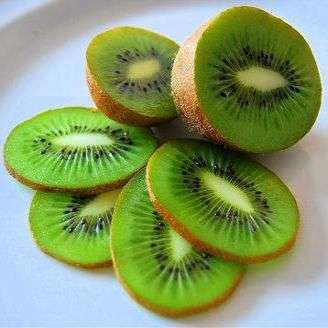 New Zealand Kiwifruit, Chinese Gooseberry - Actinidia deliciosa Seeds - Edible Kiwi Fruit Vine