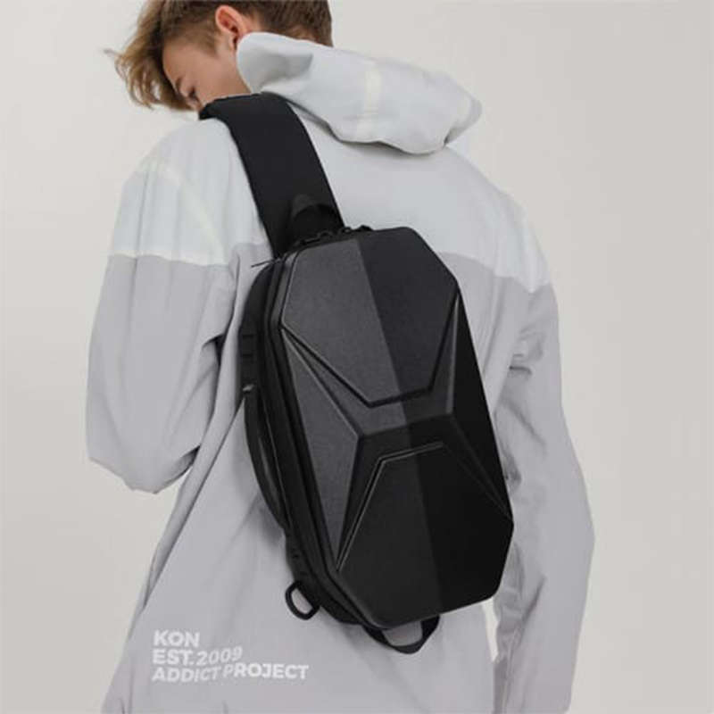 Convenient Hard Shell Chest Bag Men`s Waterproof Shoulder Bag Usb Rechargeable Men`s Fashion Crossbo