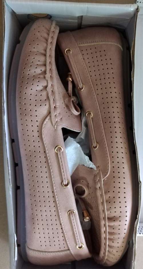 Ladies Loafer shoes - size 8