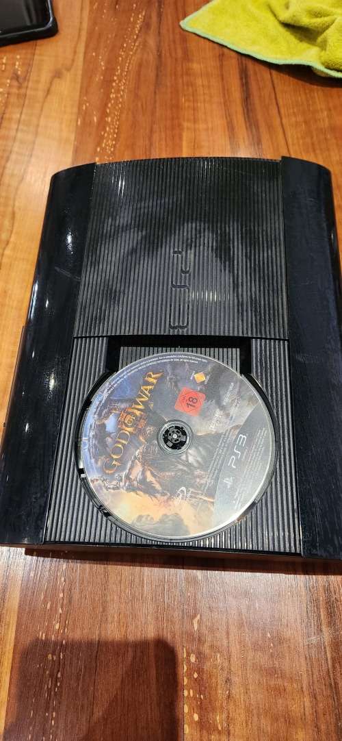 PlayStation 3 Super Slim console only  turns on AS IS