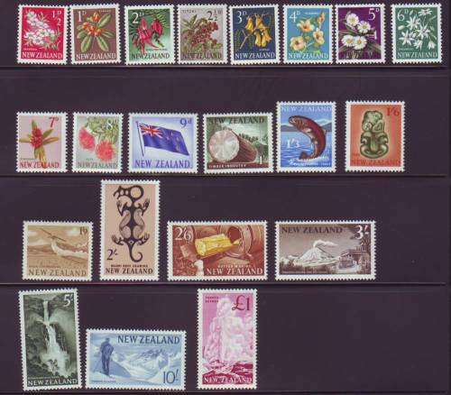 1960-7  NEW ZEALAND UM/MINT DEFINS  CV £76