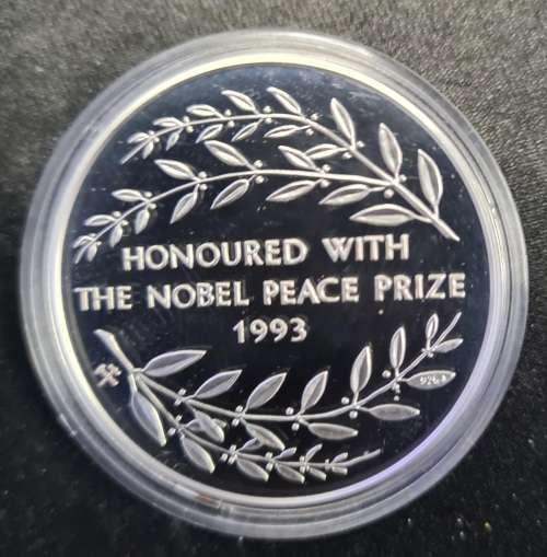 MANDELA ONE OUNCE PROOF  SILVER MEDALLION