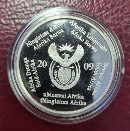RSA 2009 ZAKUMI SOCCER WORLD CUP PROOF SILVER TWO RAND ONE OUNCE FINE!