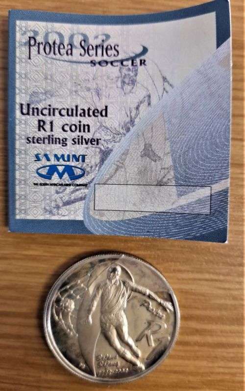 RSA 2002 SOCCER UNCIRCULATED SILVER RAND - SCARCE!