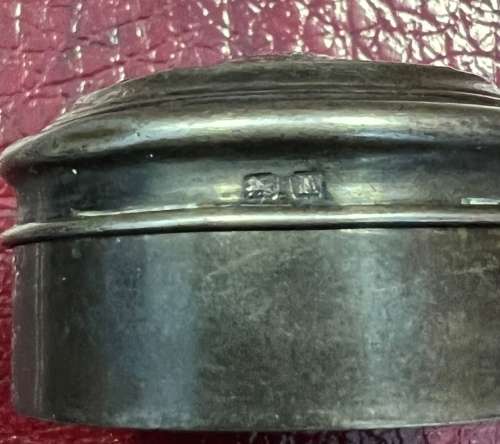 ANTIQUE SILVER PILLBOX - LOVELY!