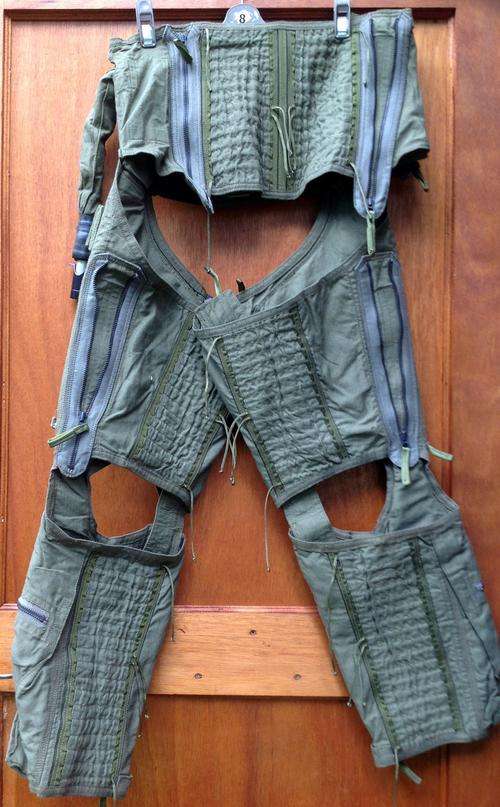 SADF AIR FORCE CLANSMAN ANTI-G SUIT MK 2B CUTAWAY (MINT)