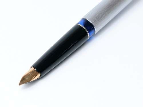 Pelikan Silvexa 28 Brushed Fountain Pen