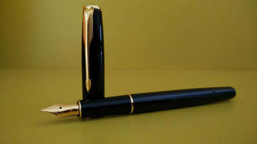 Vintage Parker Sonnet Black Laque Fountain Pen