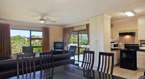 Uvongo river resort 29/10/2021 - 01/11/2021 in a 8 sleeper (3nights-8sleeper)