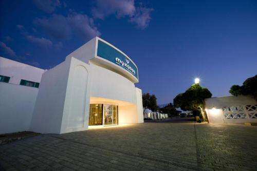 Club Mykonos Langebaan 27/02/2023 - 03/03/2023 in a 4 sleeper (4nights-4sleeper)