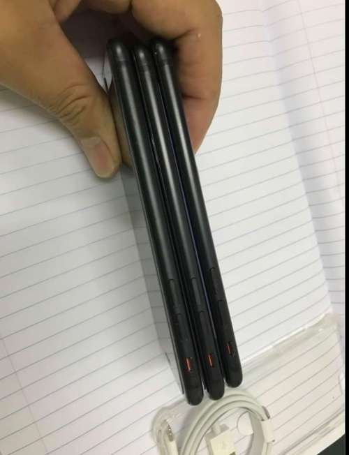 IPHONE 7 32GB ||LIKE NEW, VERY CLEAN ||BARGAIN ITEM CLEAN