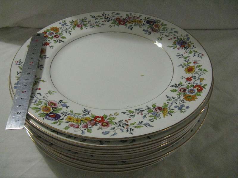 10 x MADE IN ENGLAND, JOHN MADDOCK & SONS LTD, VITREOUS DINNER PLATE COMBO. UNITS.