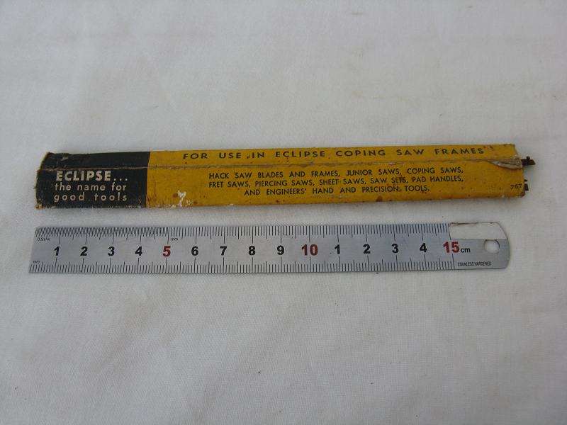 VINTAGE ECLIPSE SHEFFIELD ENGLAND COPING SAW BLADES & ORIGINAL PACKAGING.