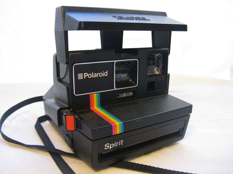 POLAROID SPIRIT 600 LAND CAMERA. UNTESTED. NO FILM. SOLD "AS IS".