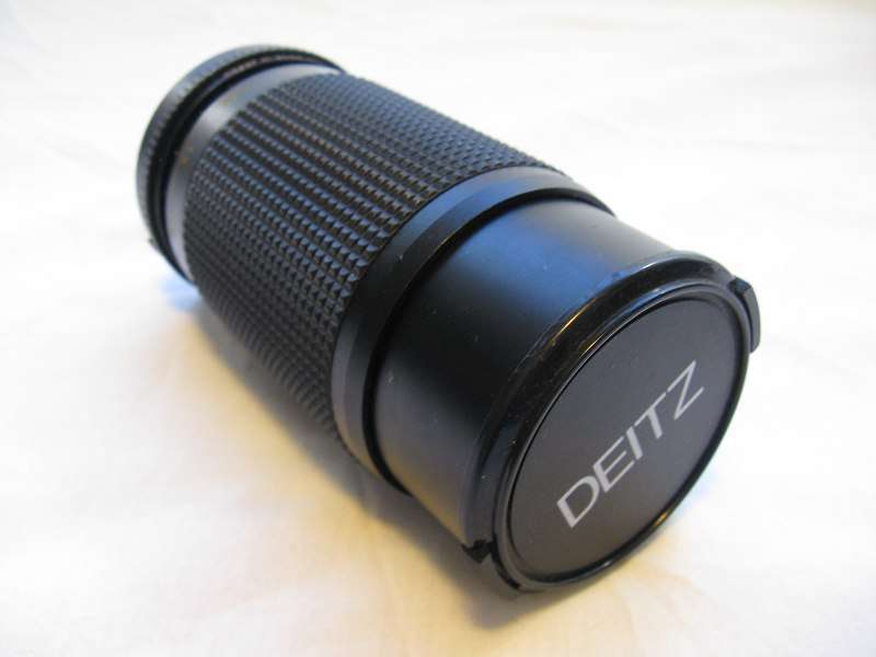 MC DIETZ AUTO ZOOM 80-200mm 1:4.5 MACRO WITH LENS CAP.