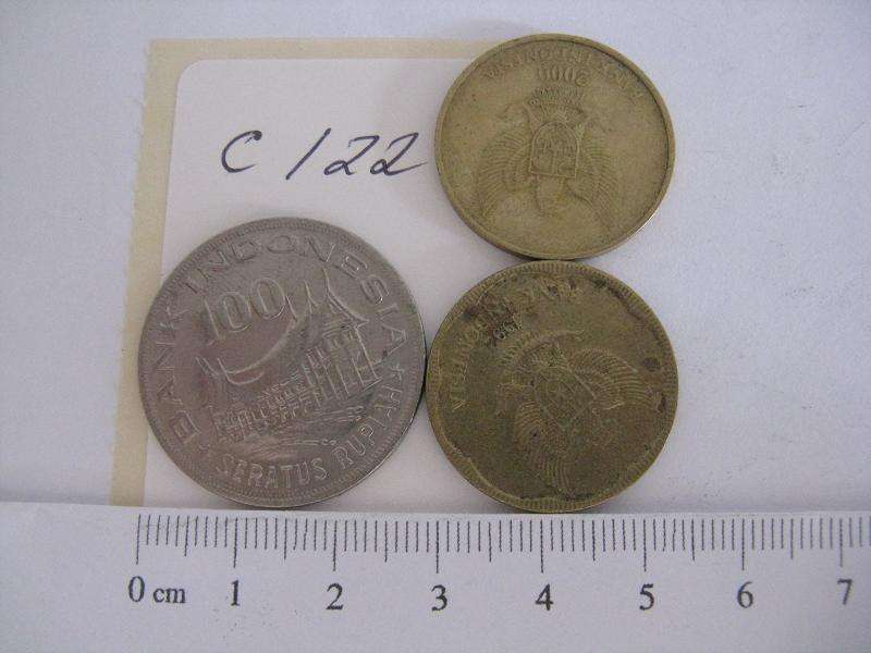 INDONESIA COMBO. 3 UNITS. 1 x 100 rupiah: 1978, 2 x 5000 rupiah: 1992/2000.