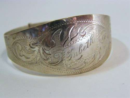 Vintage hallmarked silver bangle inscribed 'Lubeth' - weighs 11.7g - as per photo
