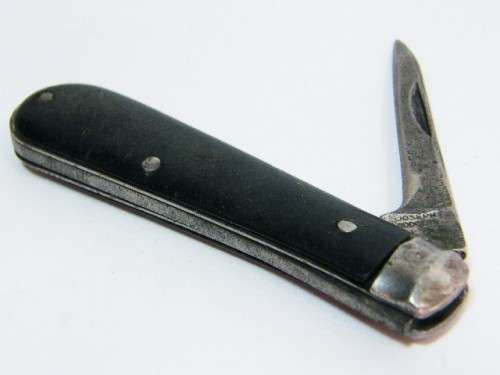 Vintage well used pocket knife - as per photo