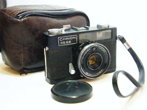 Vintage Chinon 35 EE film camera with leather pouch
