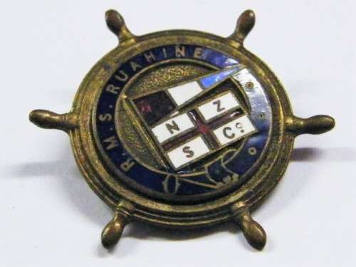 RMS Ruahine ships pin badge
