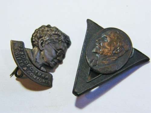 Jan Smuts & Issie Smuts pin badges