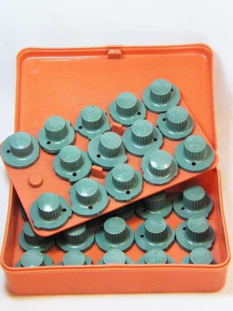 Vintage Deluxe Zigzag sewing machine attachments - only 29 cams - one missing