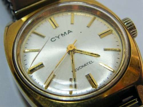 Vintage Cyma Neuchatel manual wind ladies watch - working
