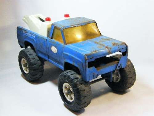 Vintage Tonka 24 hour wrecker pick up truck