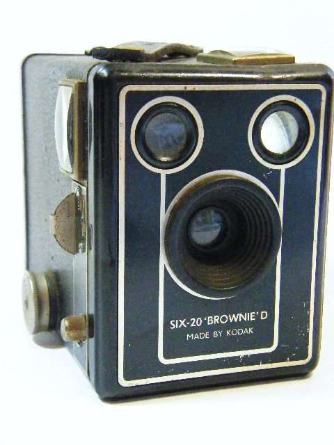 Kodak Eastman Six-20 Brownie model D box camera