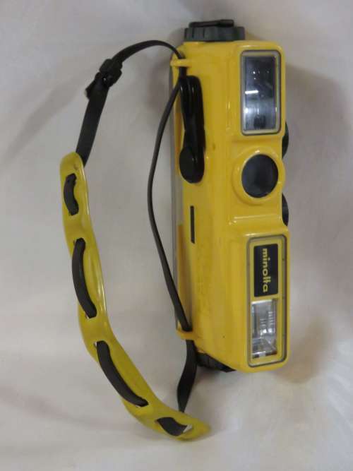 Minolta Weathermatic A - Underwater 110 film camera