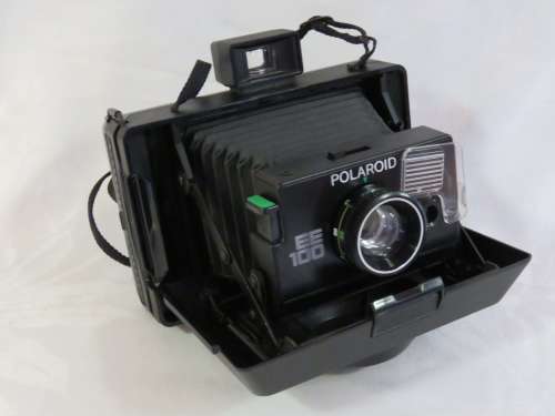 Vintage Polaroid EE100 instant land camera