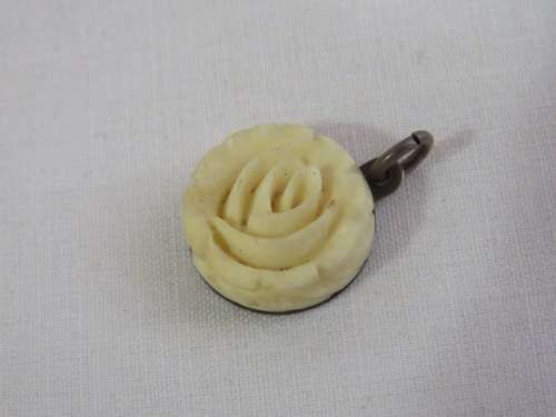 Vintage silver faux Ivory flower pendant @ CRAZY R1 start