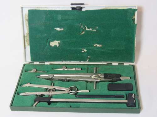 Faber-Castell technical drawing instrument set - Inner material is loose