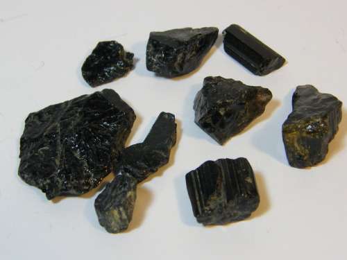 35g Natural black / green / brown rough tourmaline mineral samples