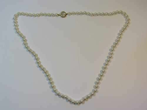 Costume Jewellery imitation pearl necklace 78cm long