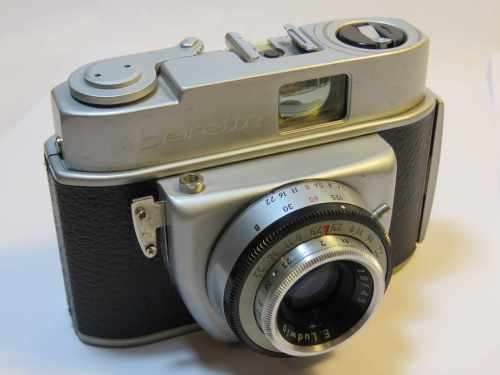 Vintage Beirette 35mm camera with E.Ludwig Meritar 2.9/45mm lens