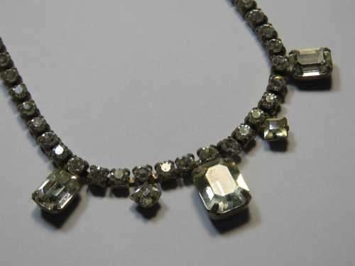 Vintage fashion jewellery Diamante choker necklace