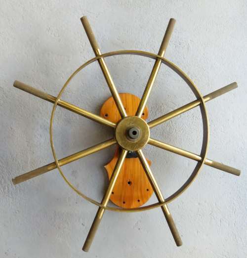Authentis brass ship steering wheel - 72cm ( Enquire for shipping )