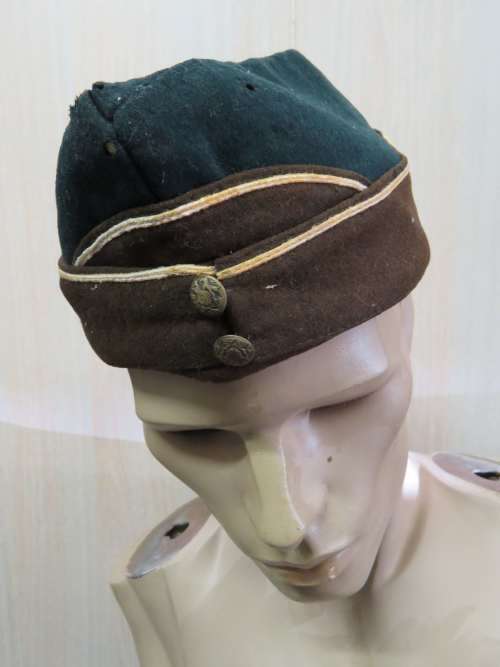 Royal Army coloured field service cap
