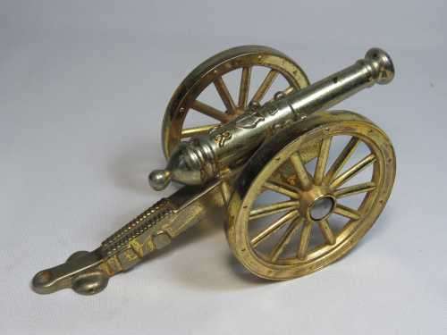Vintage Casted brass cannon figurine