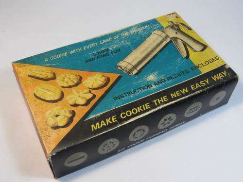 Vintage Cookie and Icing gun in original box