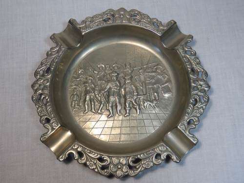 Silverplated Musketeer themed ashtray - BIGBIGSALE