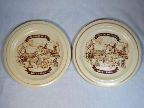 Lot of 2 Die Groot Trek 1838-1988 commemorative plates