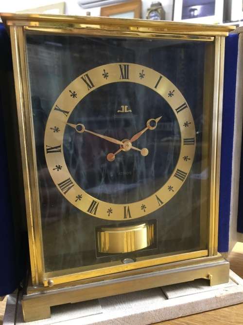 Vintage Jaeger Le Coultre Embassy Green faux marble Atmos clock - working